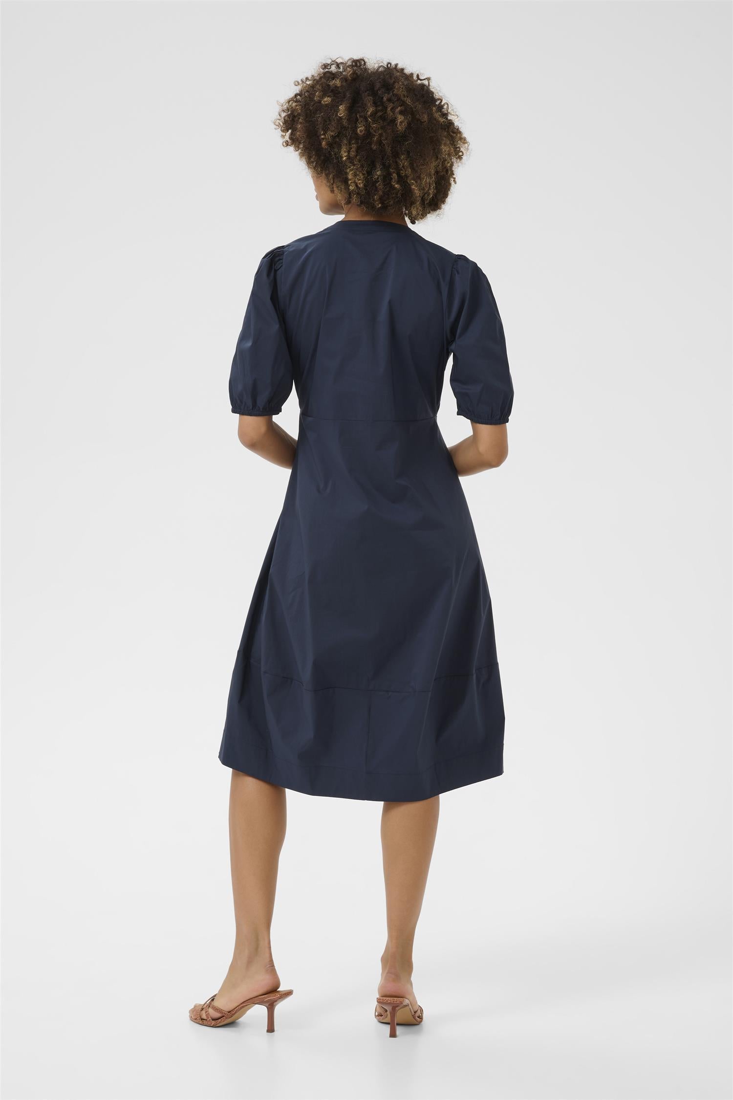 Cuantoinett ss placket dress