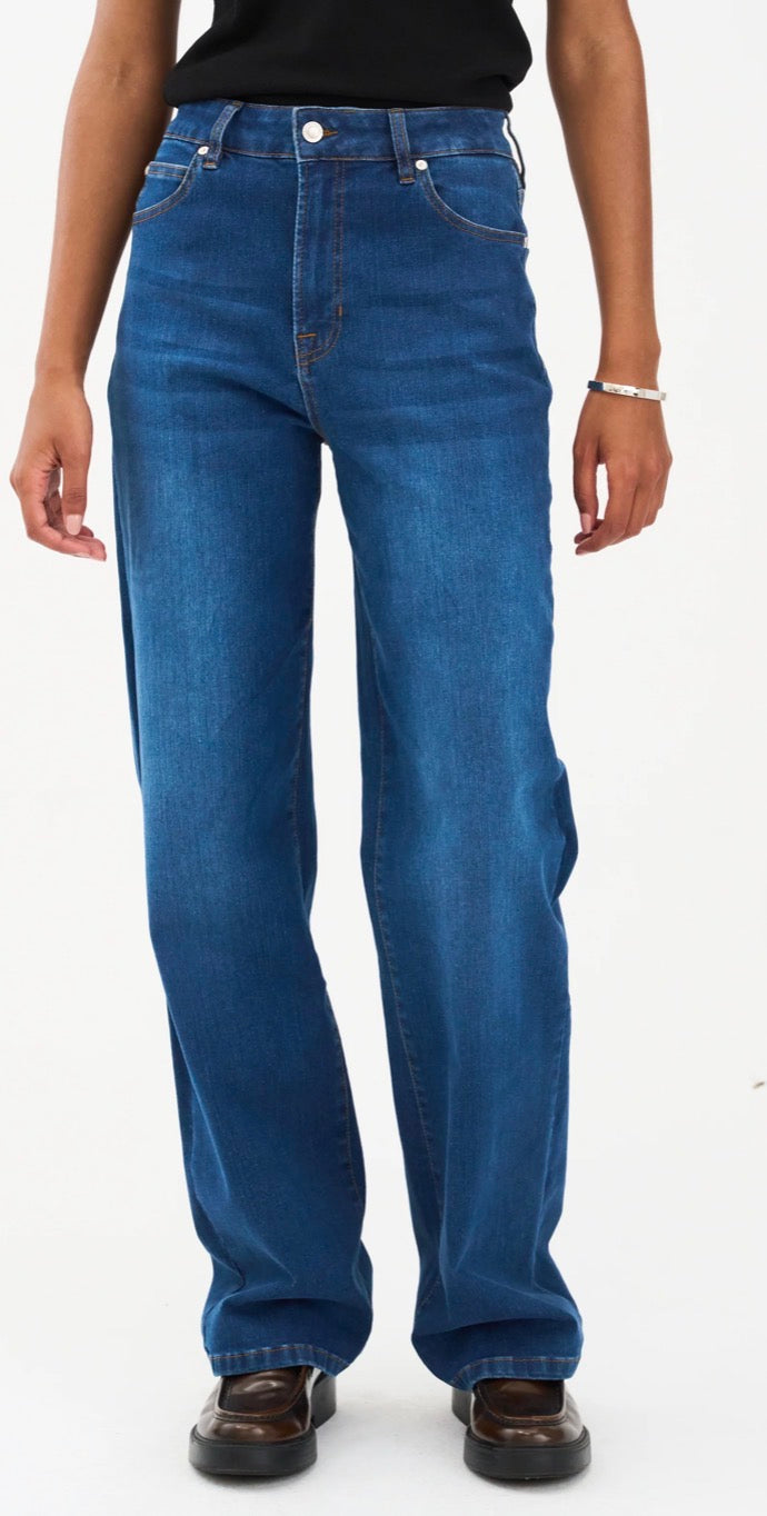 Mia earth jeans wash cayenne