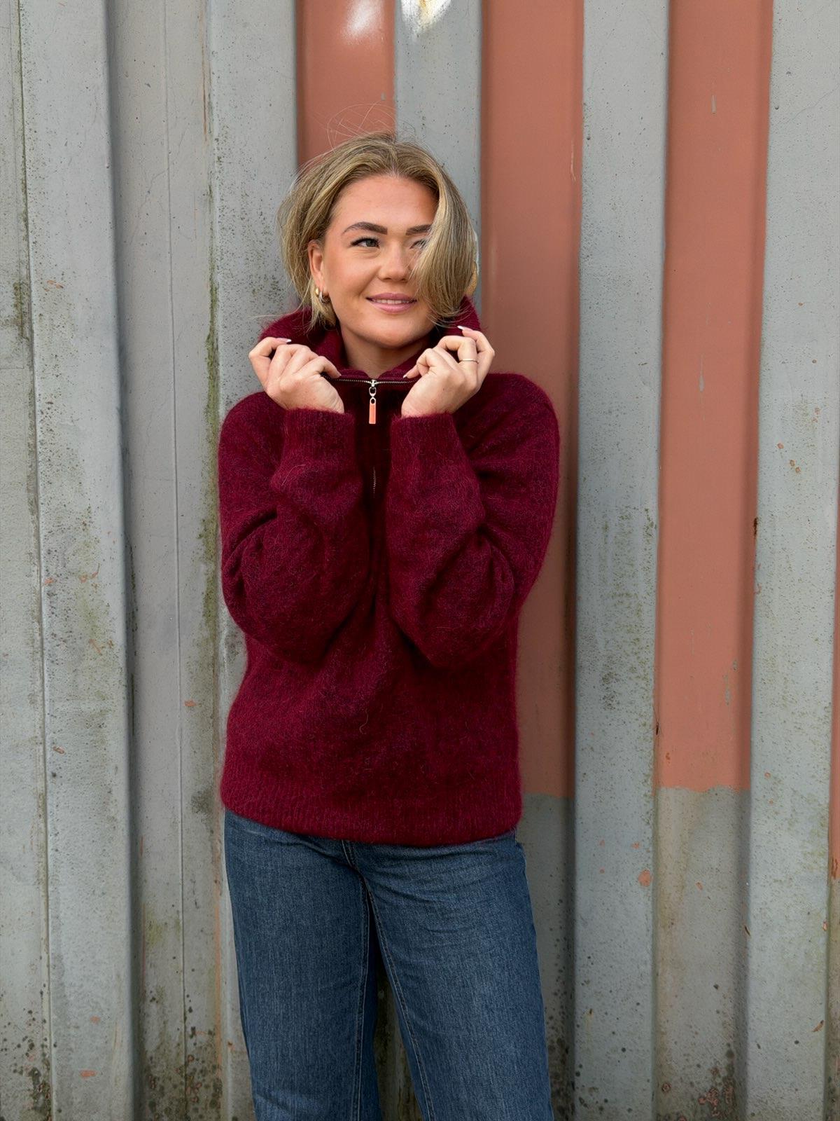 Caroline zip sweater