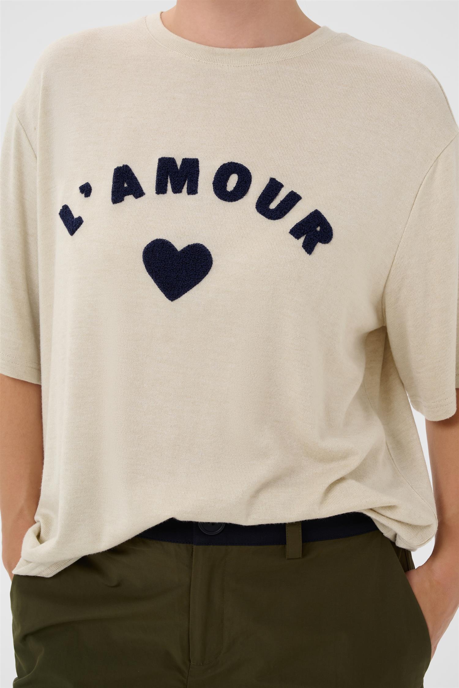 CUamour T-shirt