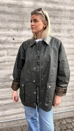 Oily hunters jacket