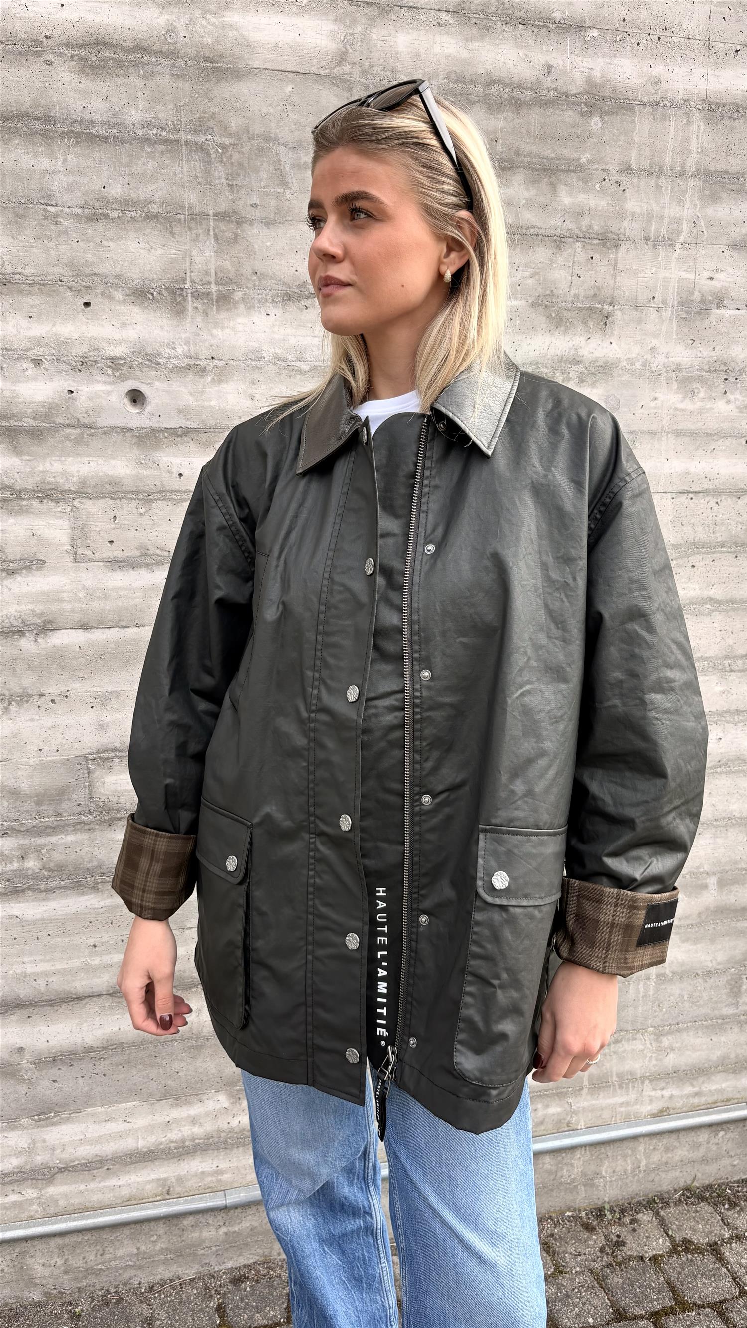 Oily hunters jacket