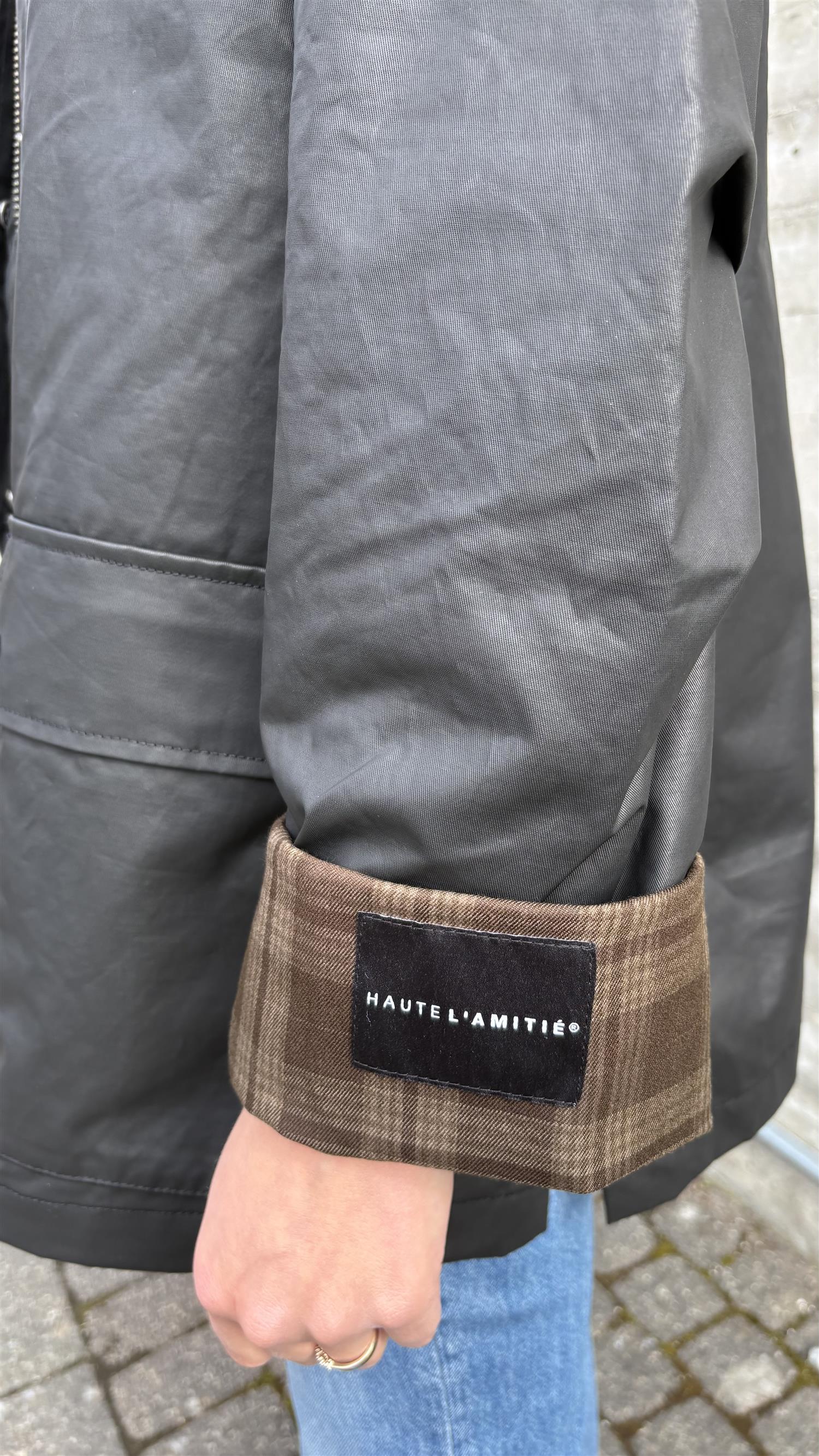 Oily hunters jacket